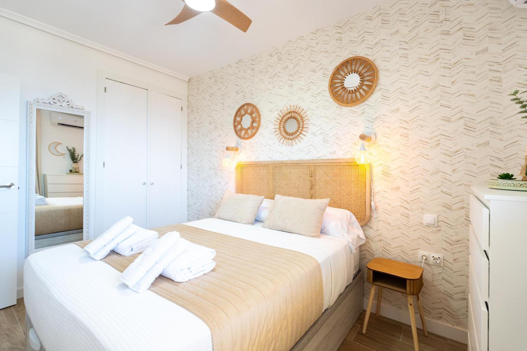 Apartamento Arenales Playa อาเรนาเลส เดล ซอล ภายนอก รูปภาพ